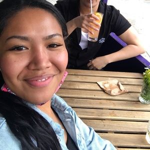 Meet your Posher, Valarie